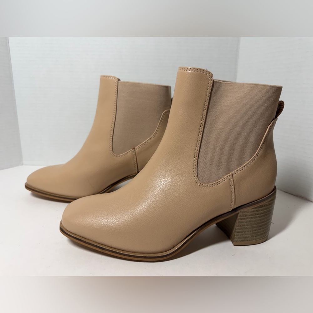 Amazon Essentials Bootie